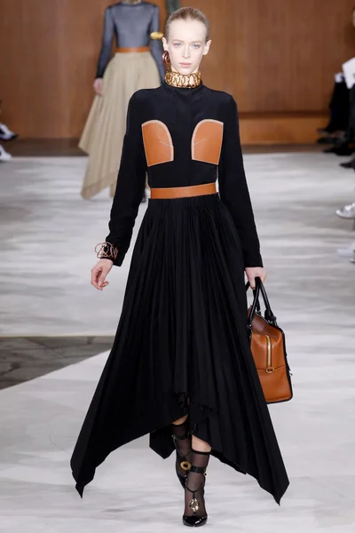 Look 2